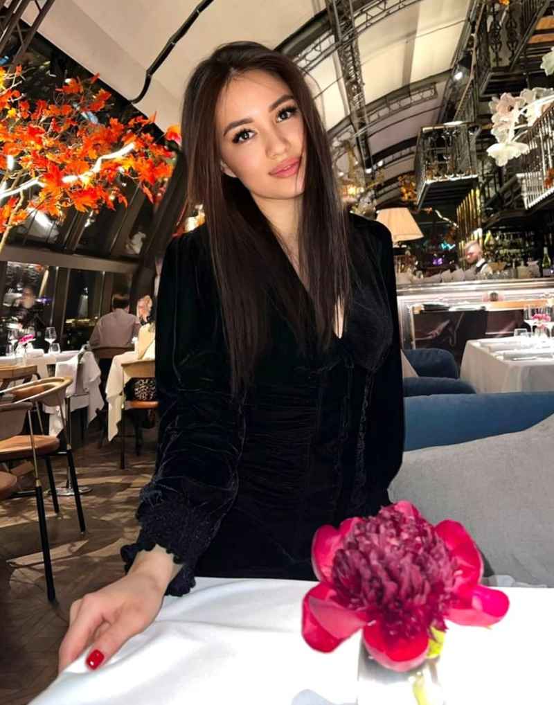Kamryn - curvy