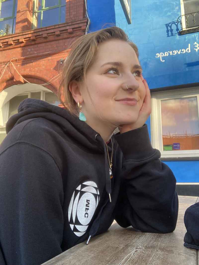 Grainne - curvy