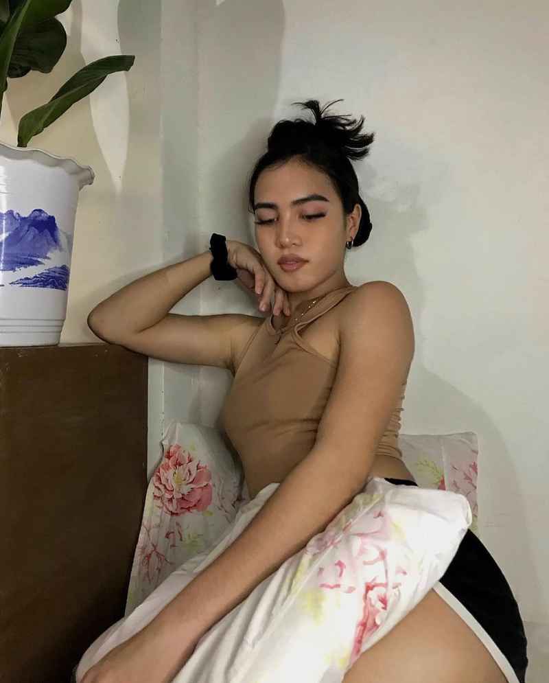 Roisin - blonde