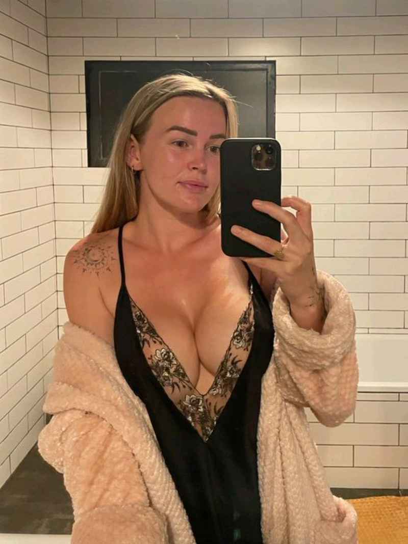 Leanne - new in town