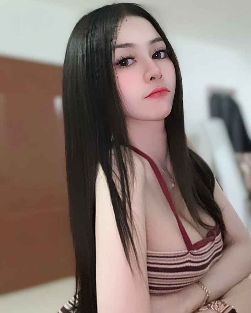 Ariah - mature companion
