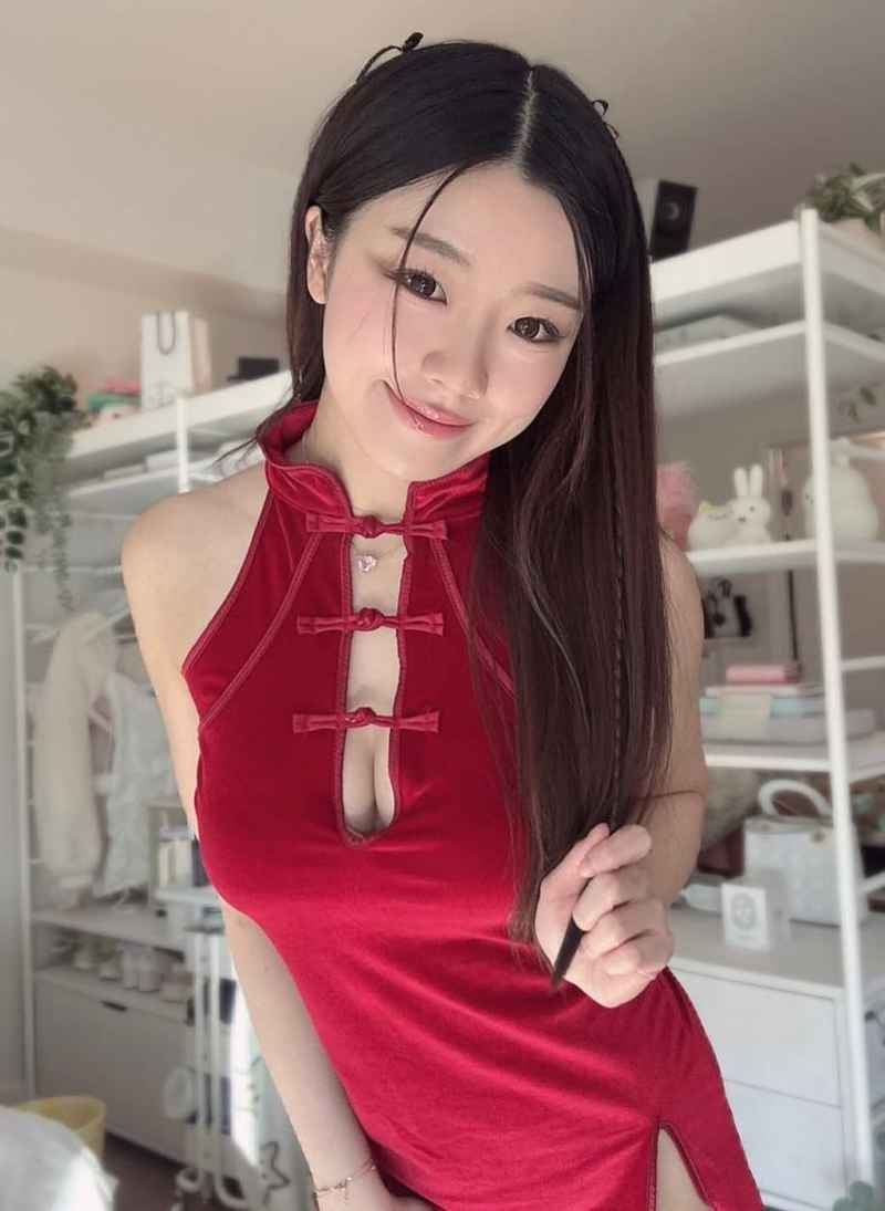 Caitlyn - blonde