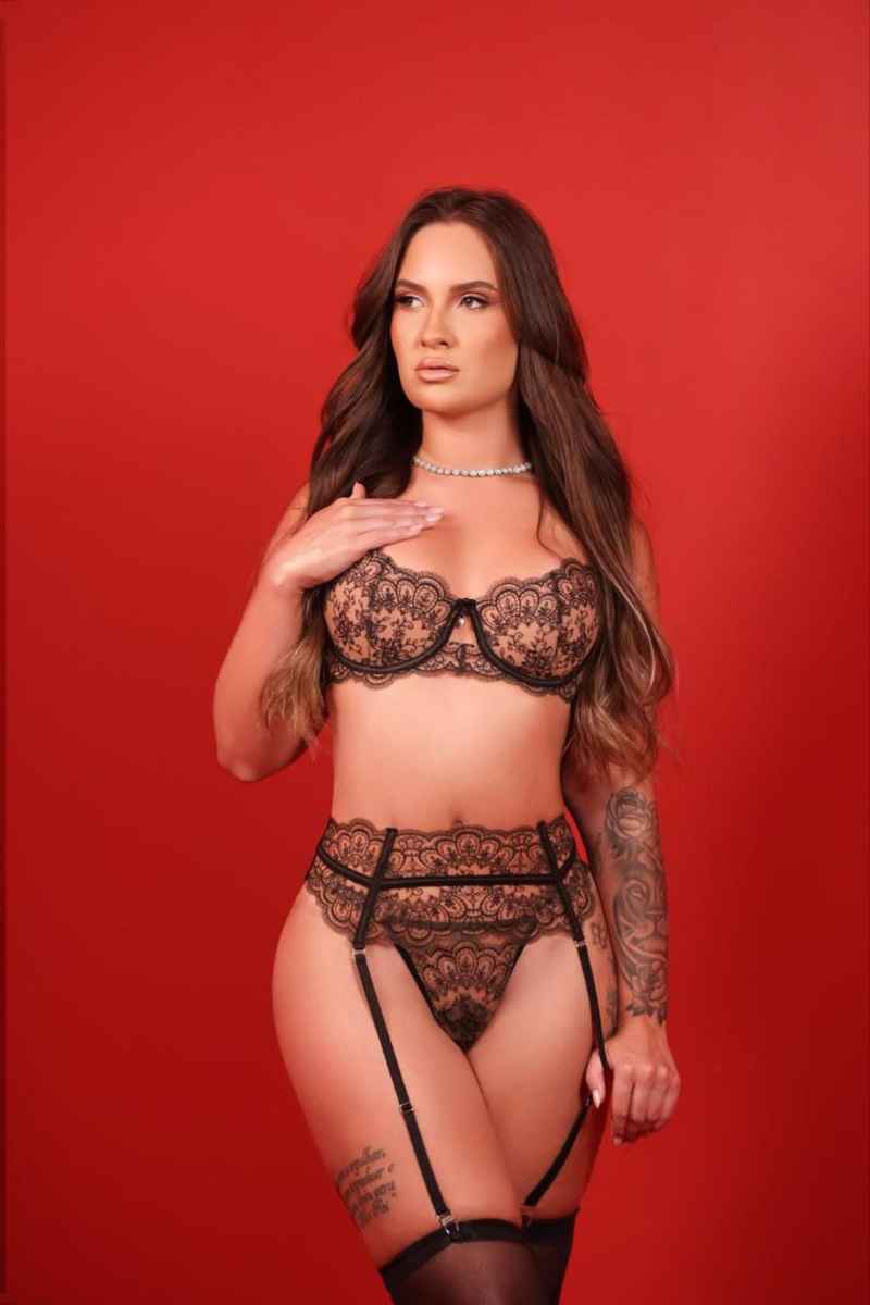 Roxane - incall tonight