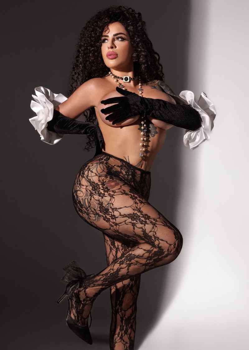 Celeste - outcall available