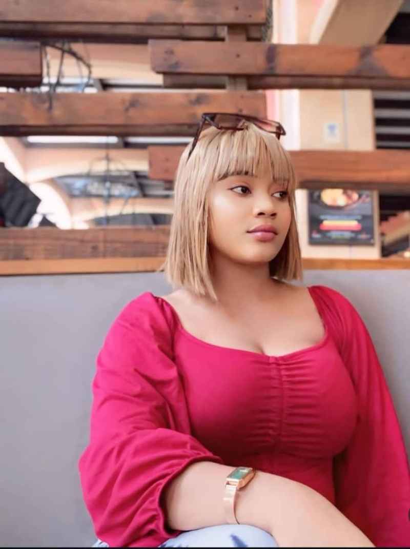 Helene - open minded