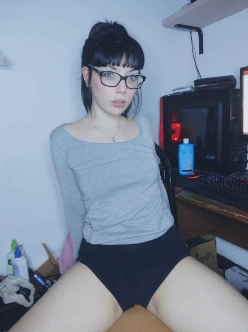 Oceane - outcall available