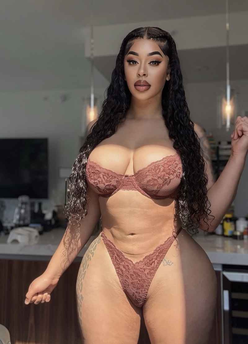 Audrey - outcall available