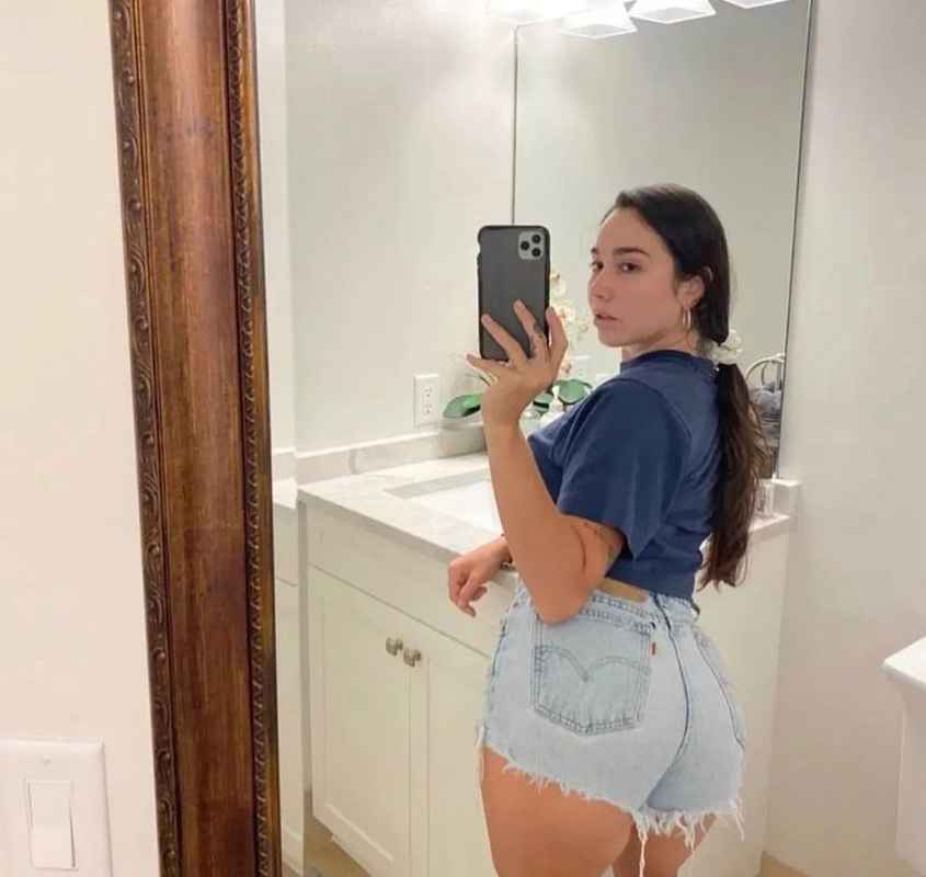 Holly - short stay