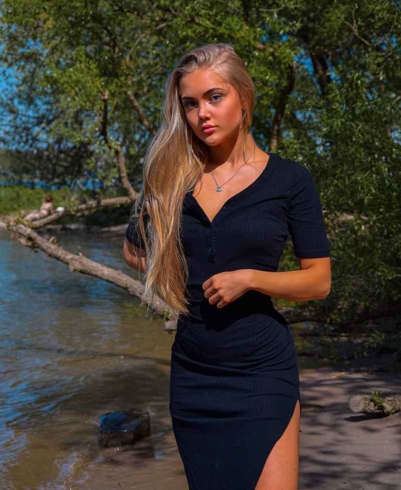 Anouk - curvy