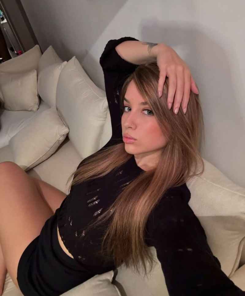 Aurore - brunette
