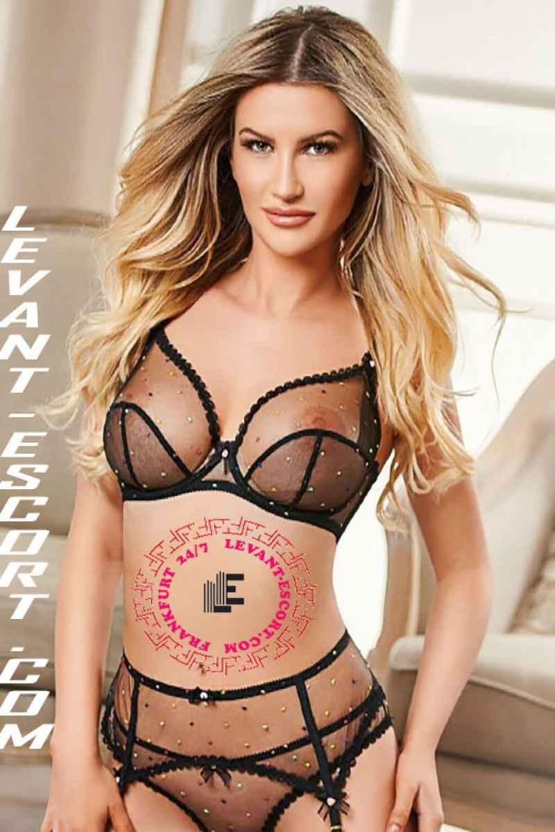 Leanne - short stay