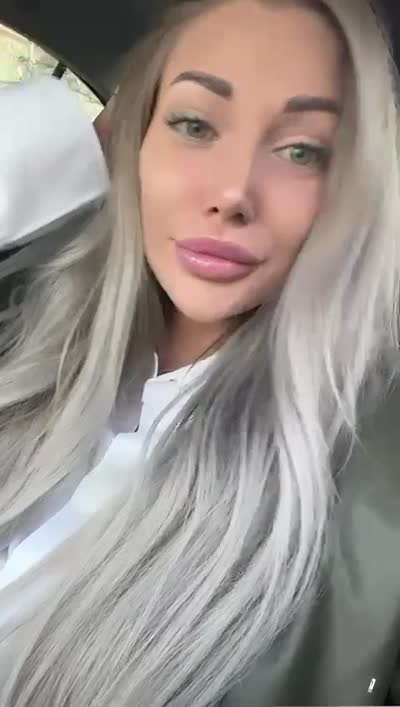 Linda - curvy