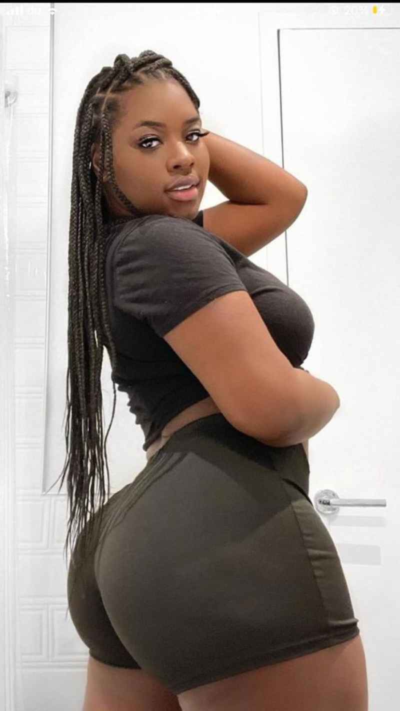 Bridget - curvy