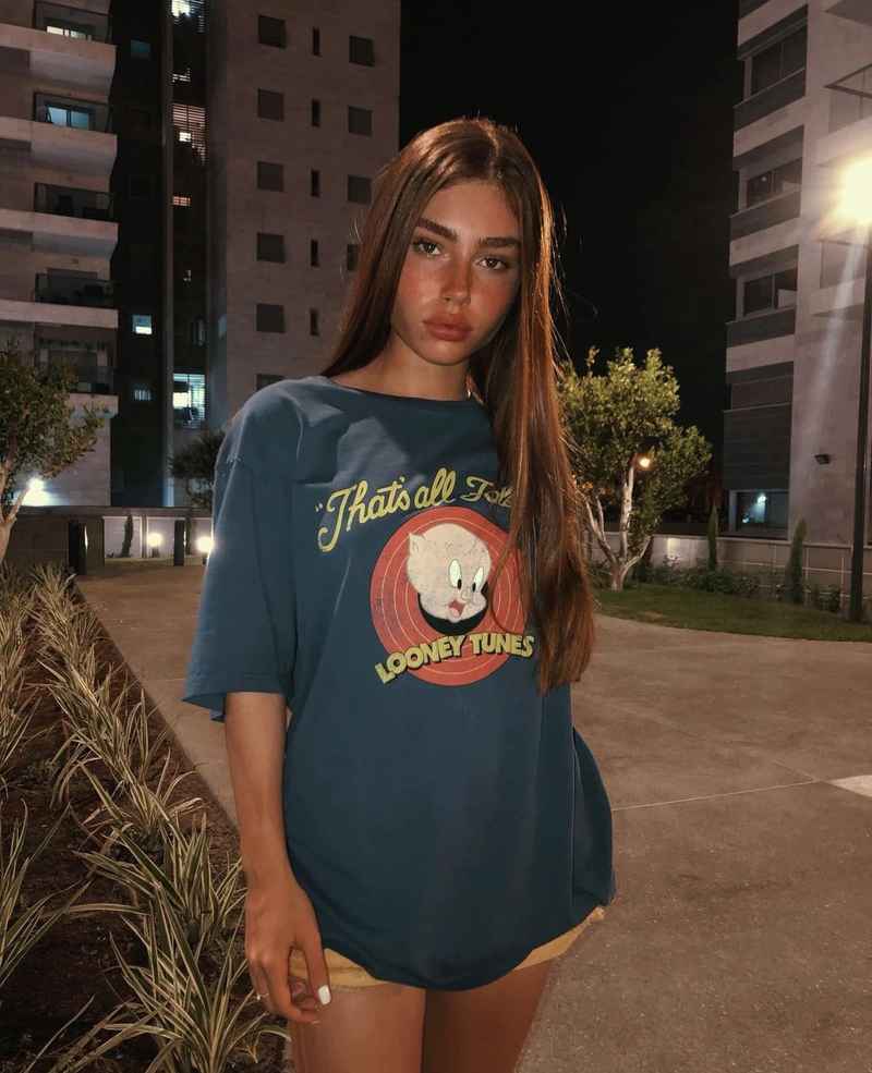 Laura - discreet meetings