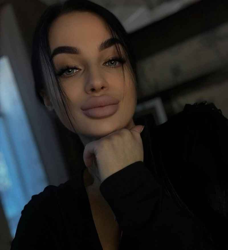Gianna - visiting