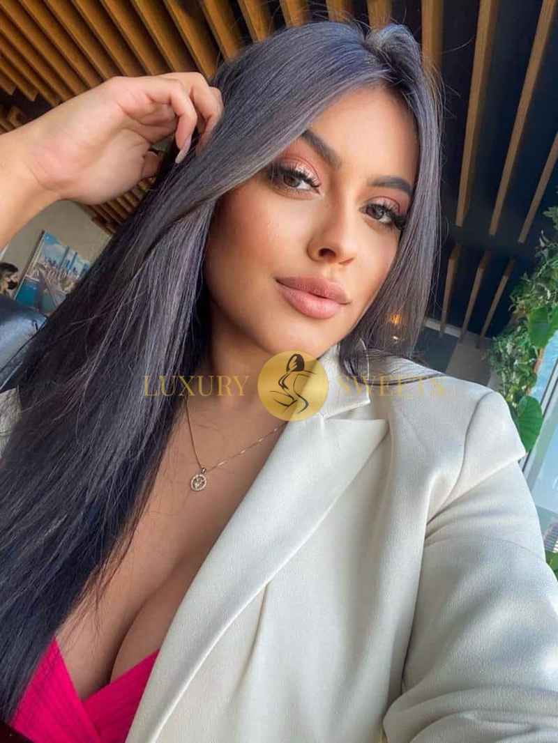 Andrea - local girl