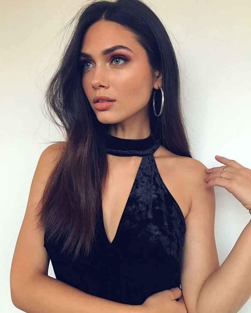 Eva - local girl