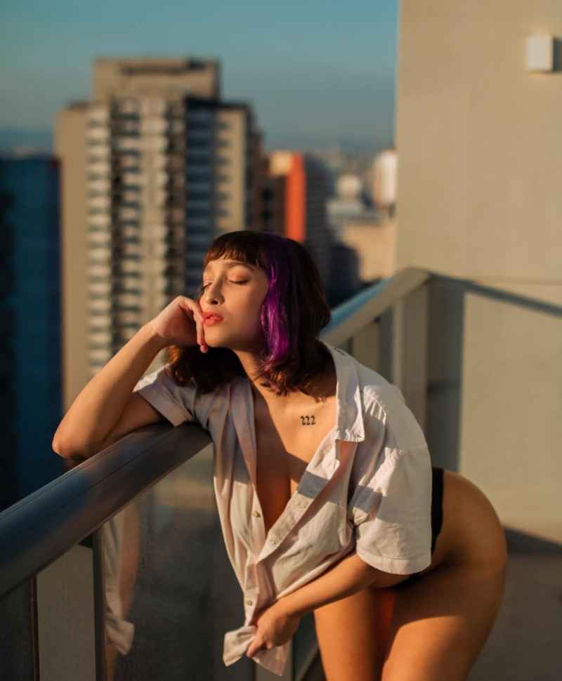 Elaine - open minded