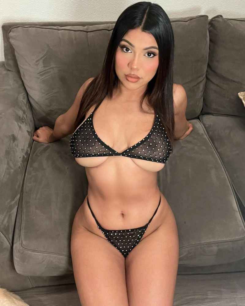 Yvette - open minded