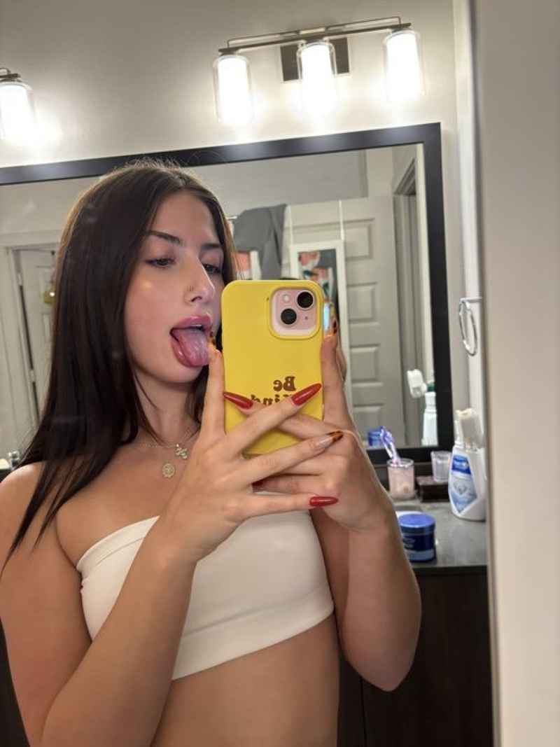 Ella - petite