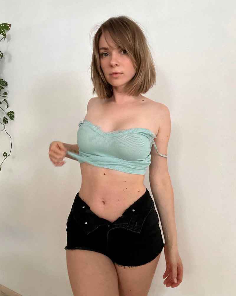 Violette - available now