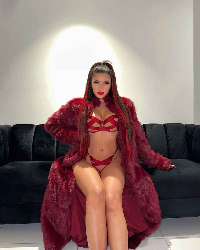 Suzanne - brunette