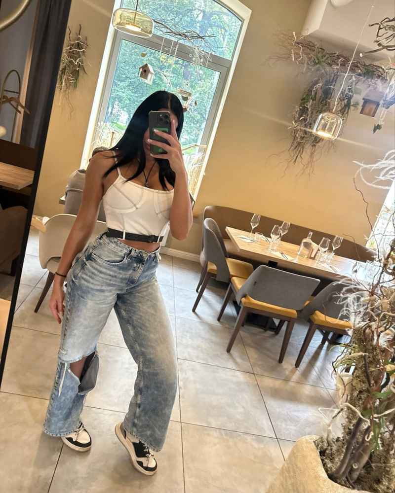 Jessica - curvy