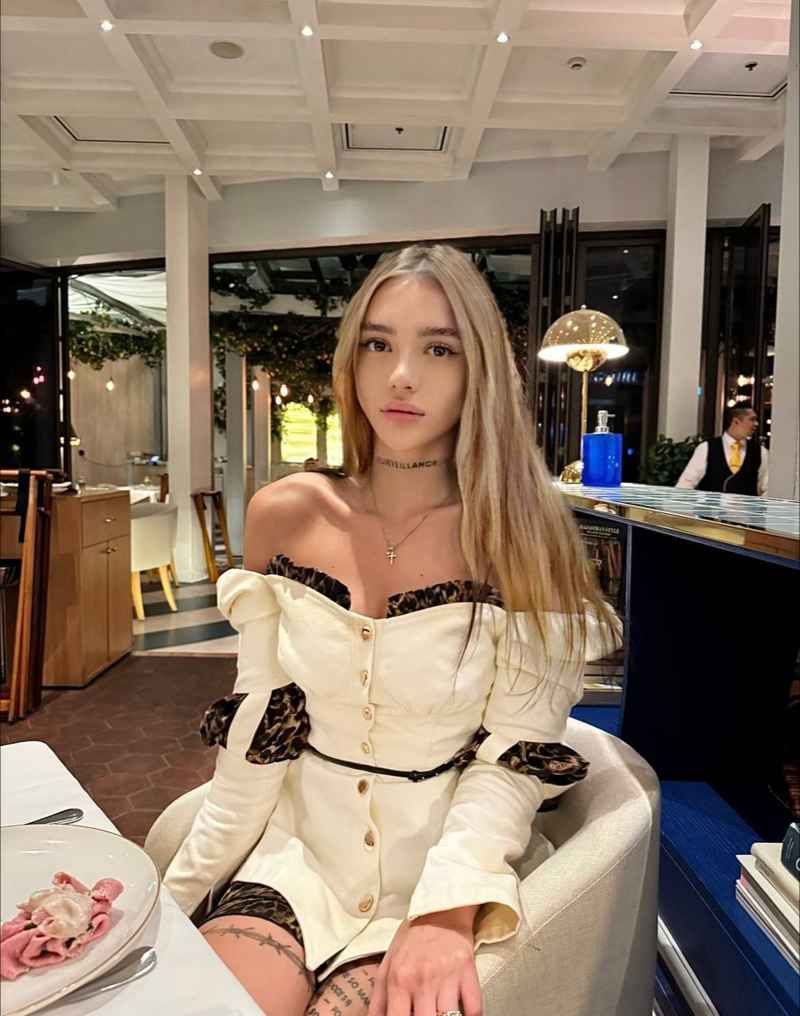 Esme - curvy