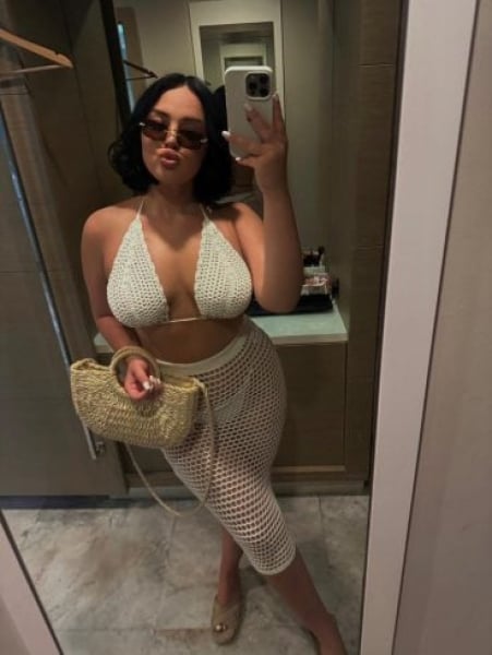 Lola - outcall available