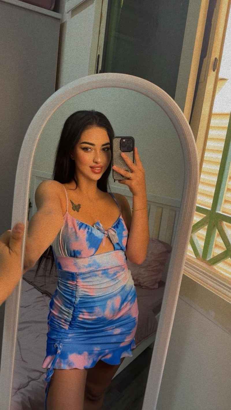 Erin - open minded
