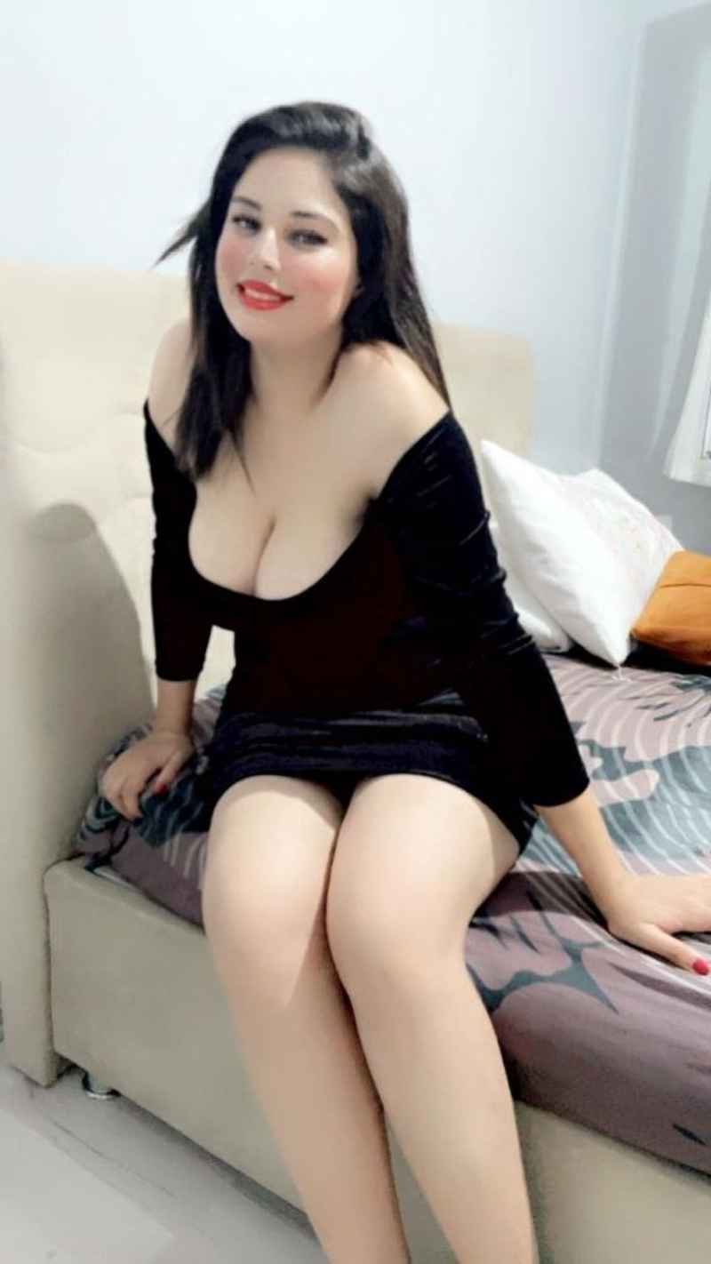 Zelie - outcall available