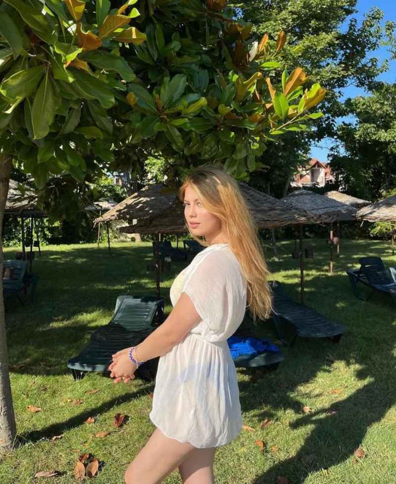 Arlene - visiting