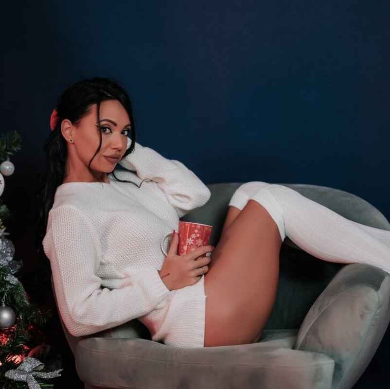 Leanne - outcall available