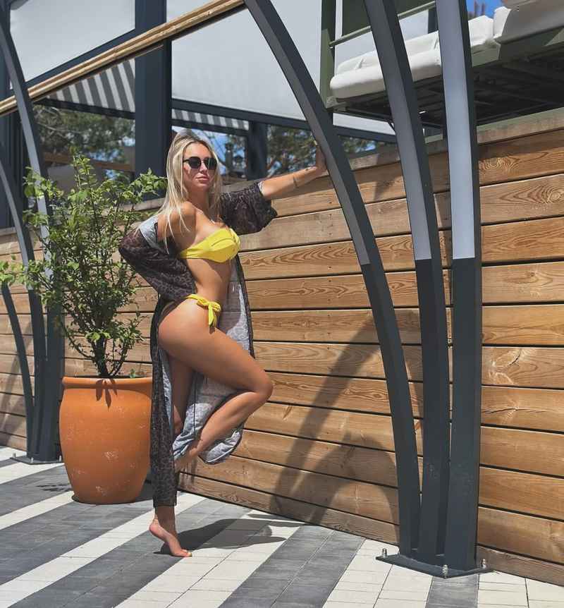 Ryleigh - discreet meetings