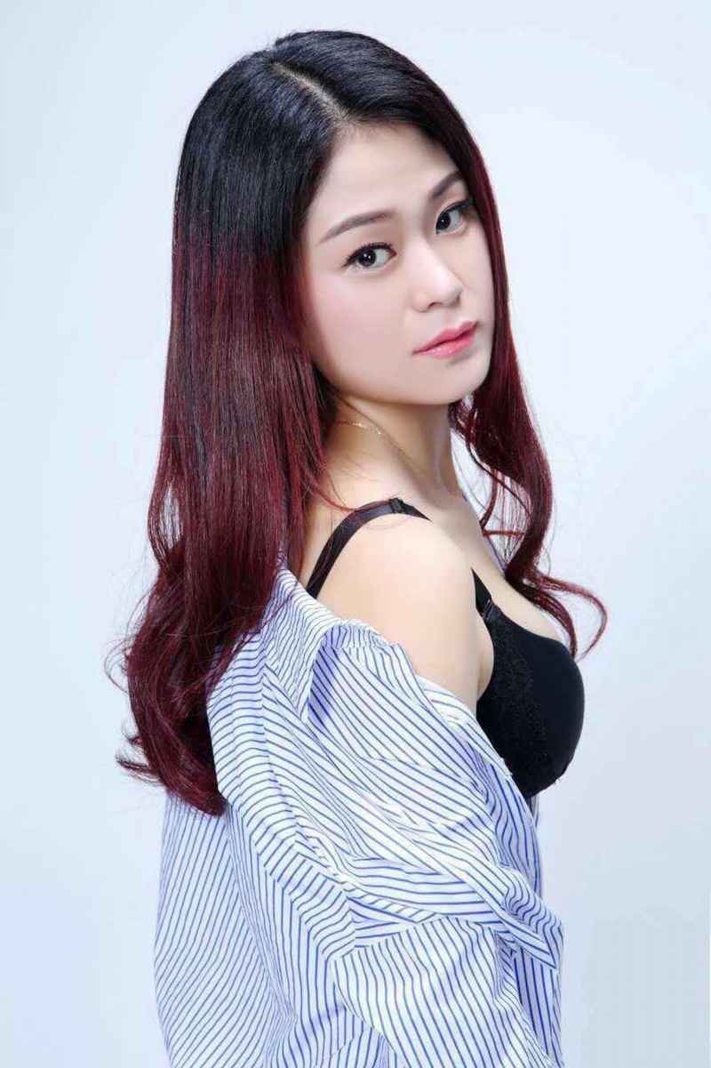 Anaelle - new in town