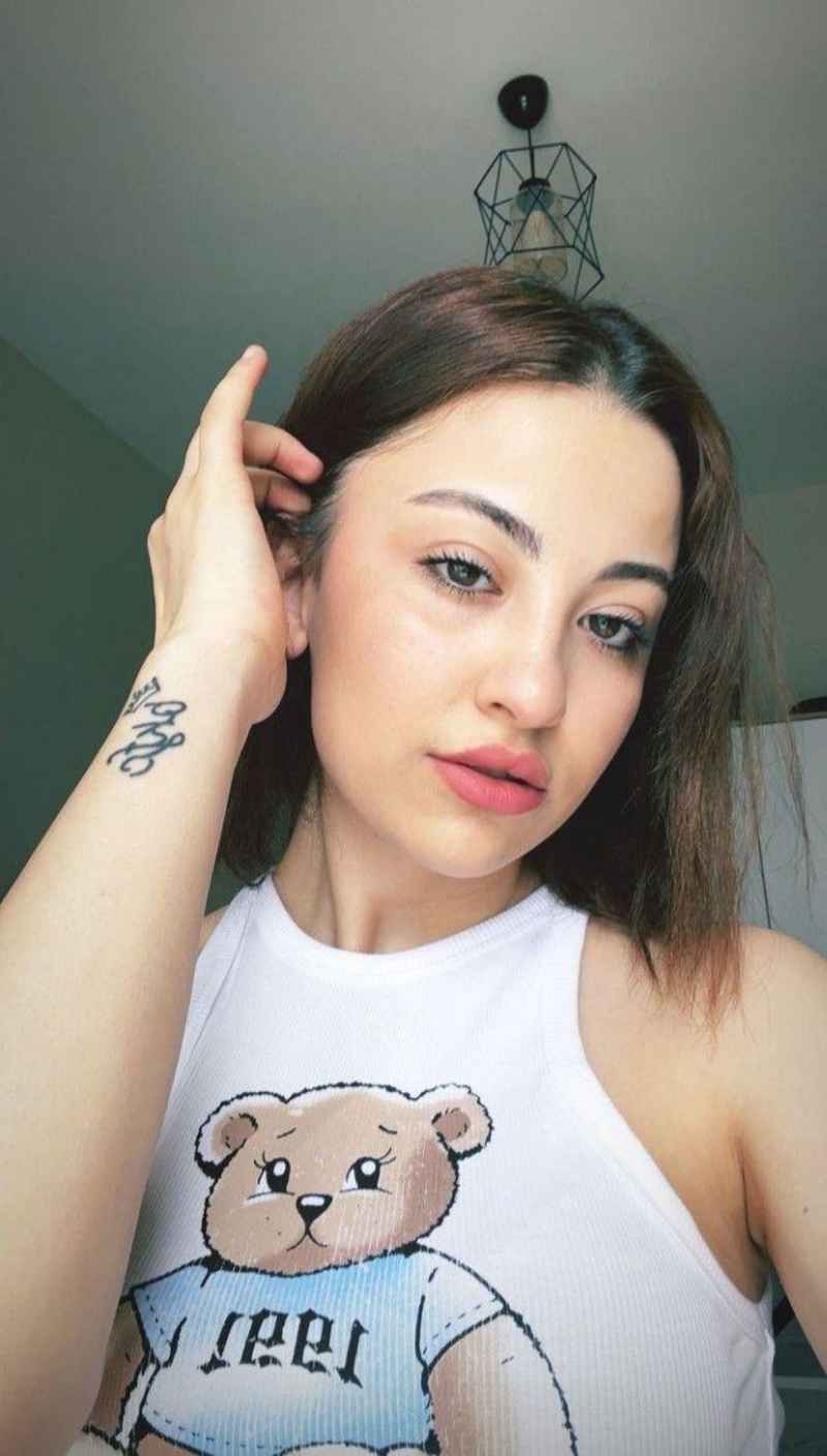 Lily - touring