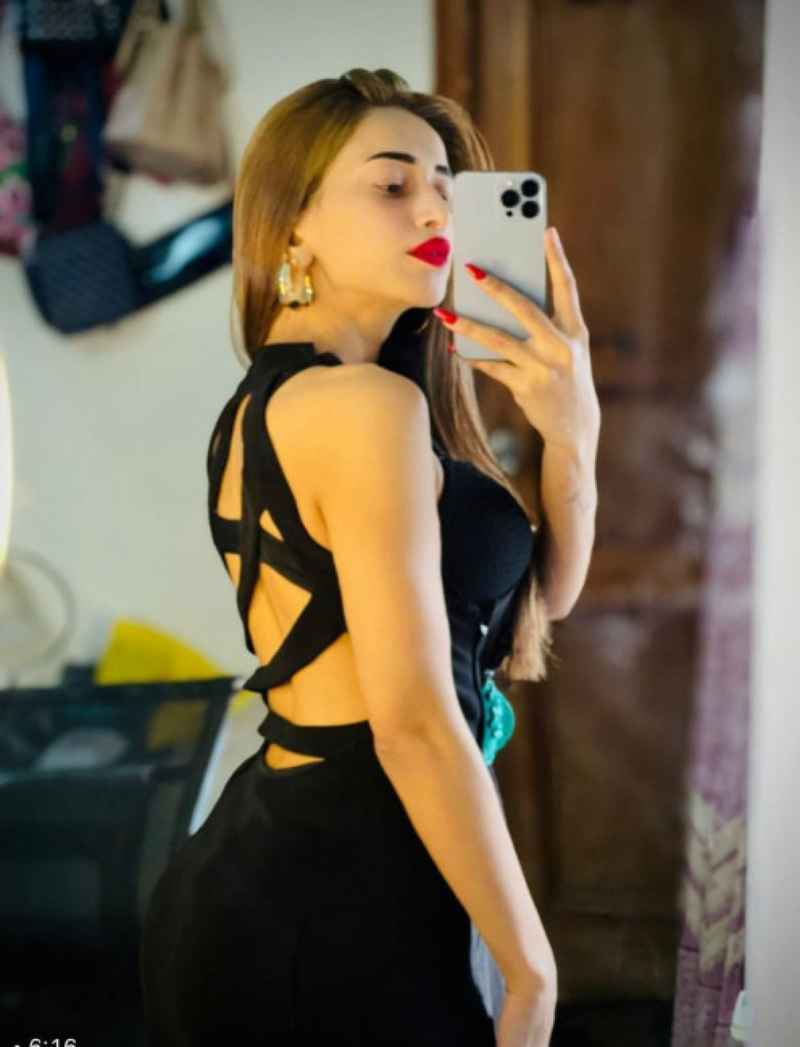 Evelyn - GFE