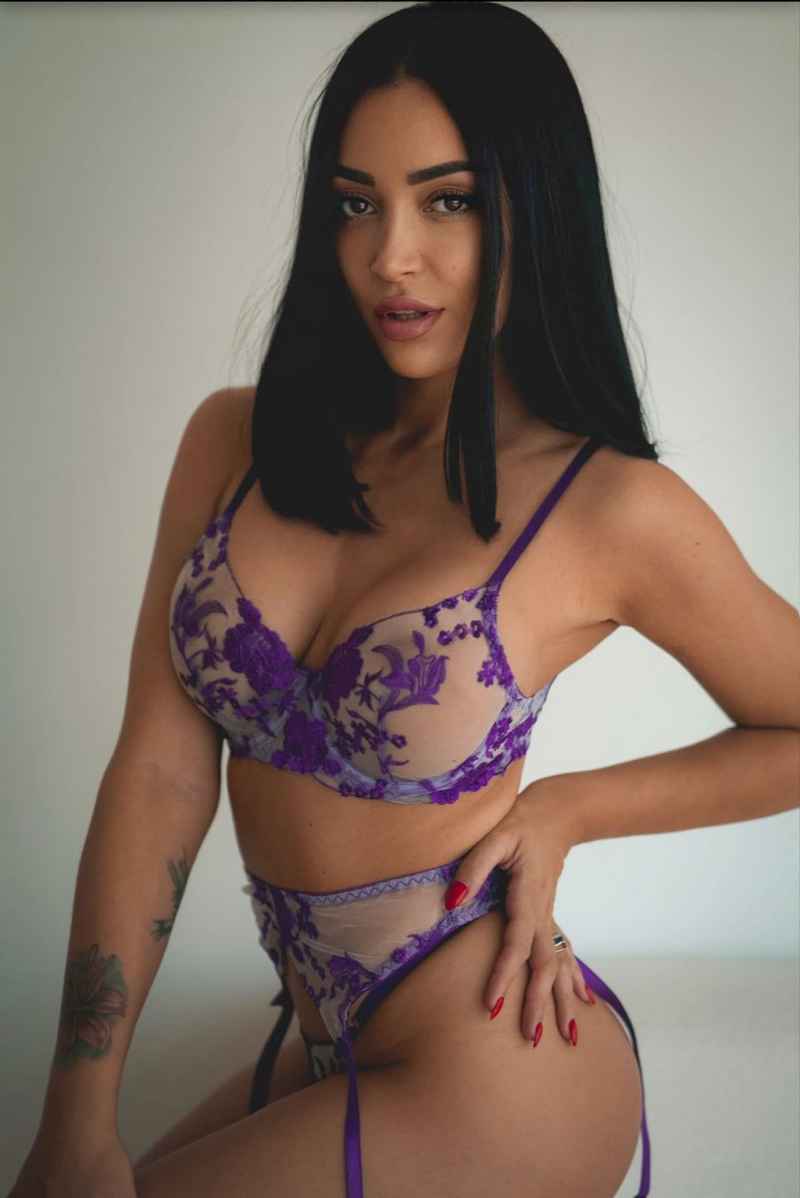 Nicole - short stay