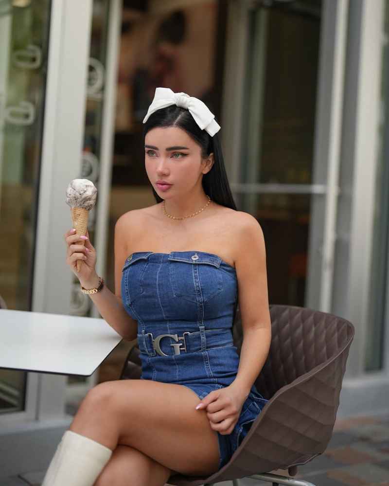 Jessica - new in town