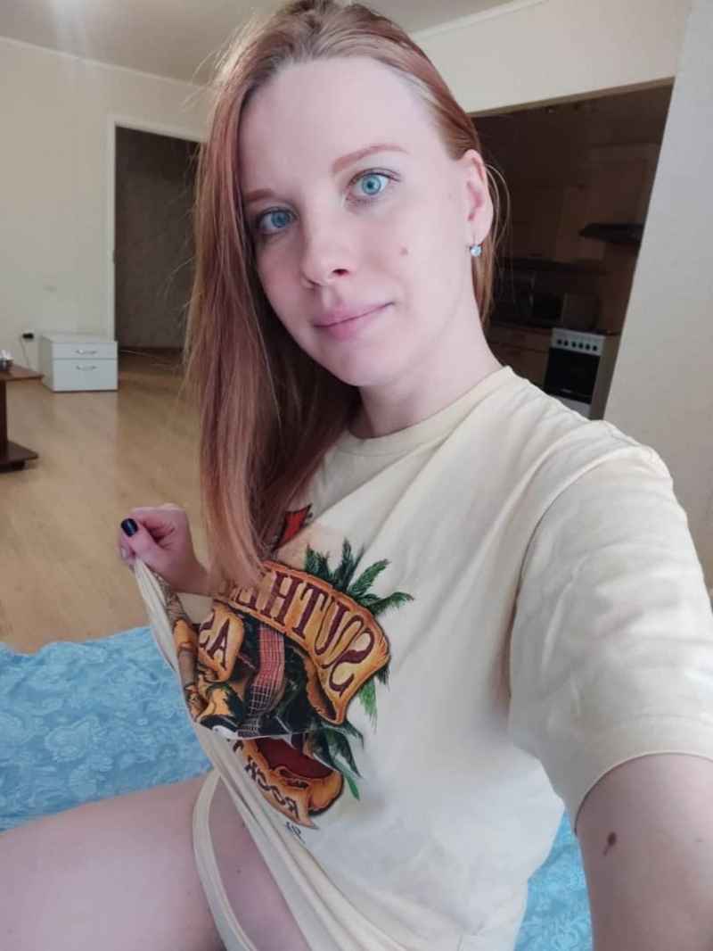 Emilie - independent companion