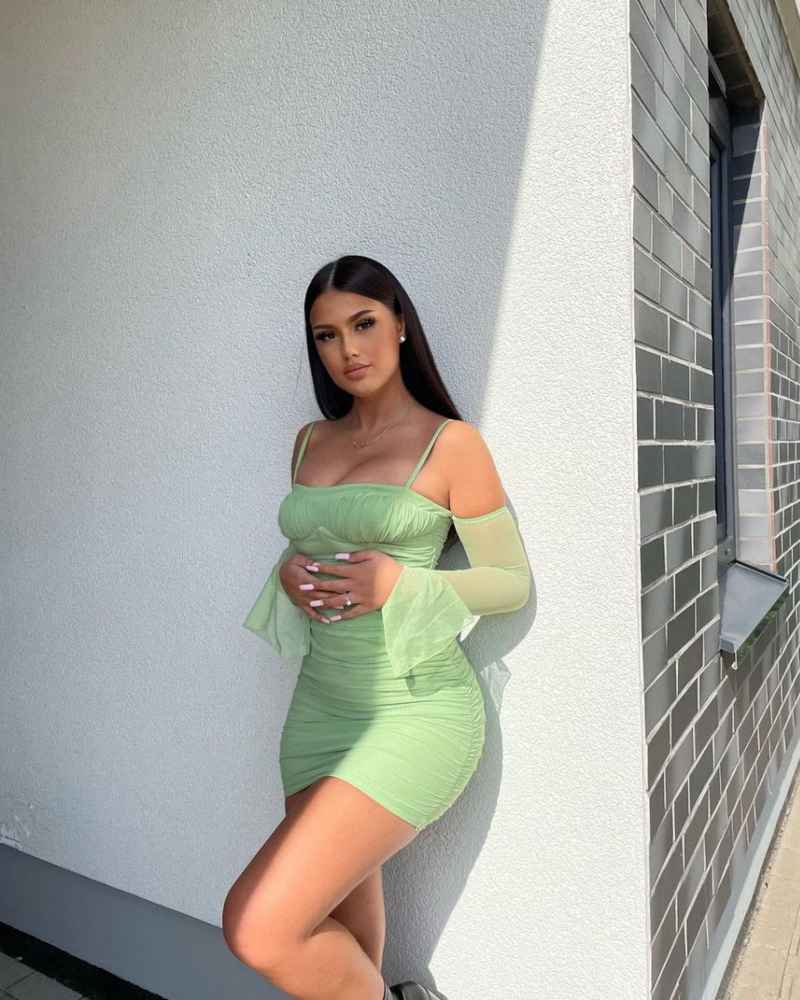 Olive - short stay