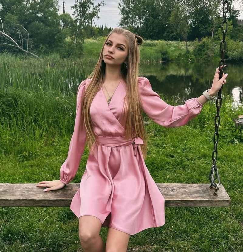 Yvette - outcall available
