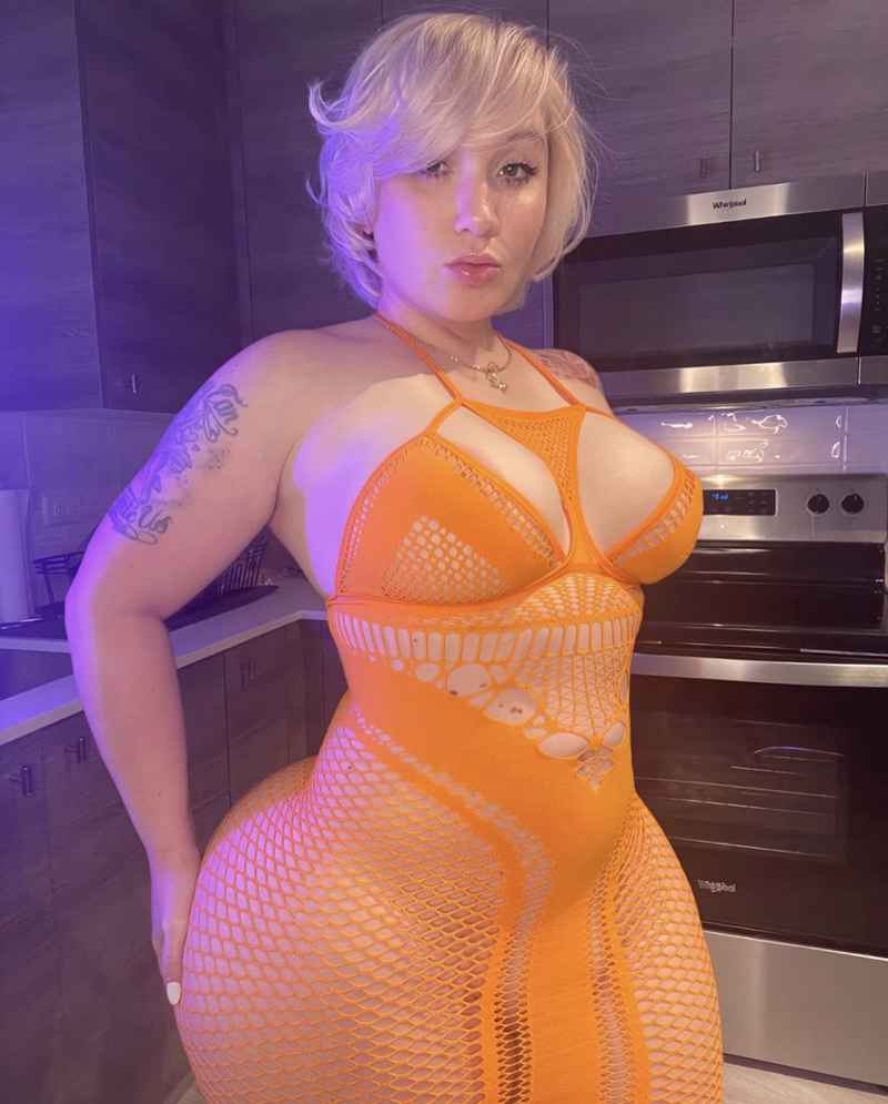 Jasmine - mature companion