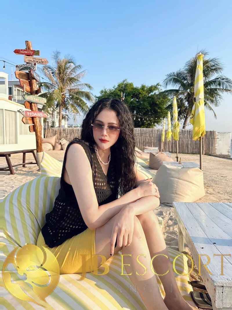 Erin - new in town