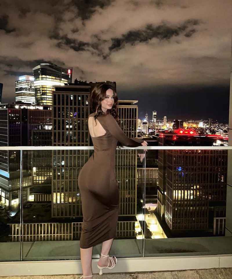 Zelie - open minded