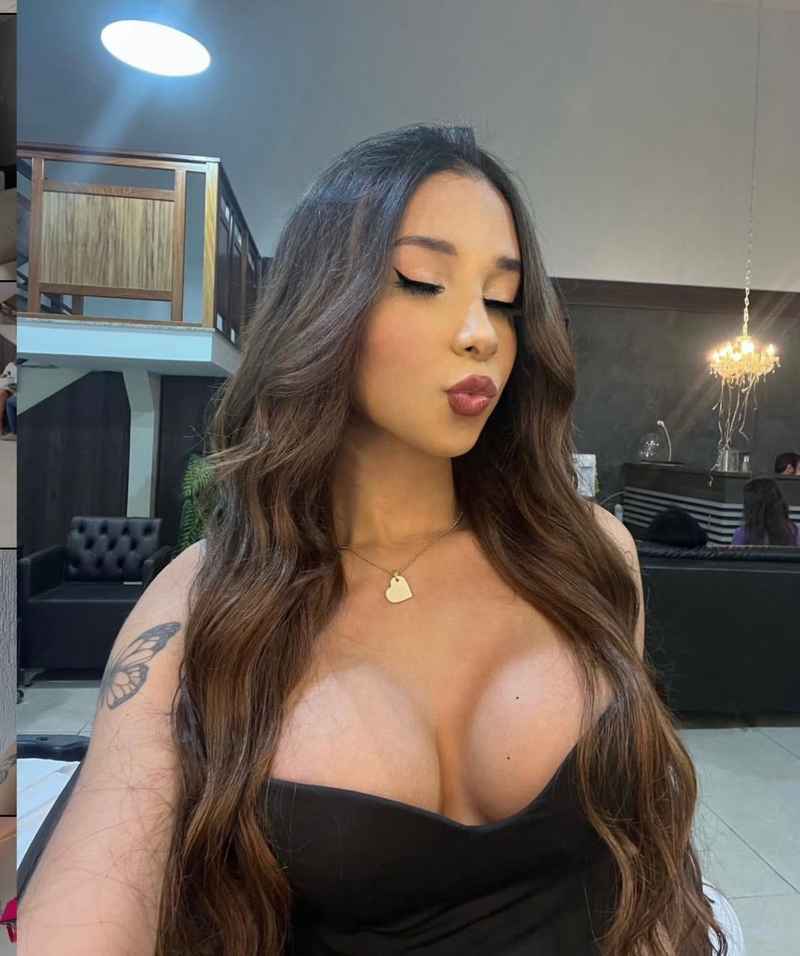 Nina - outcall available