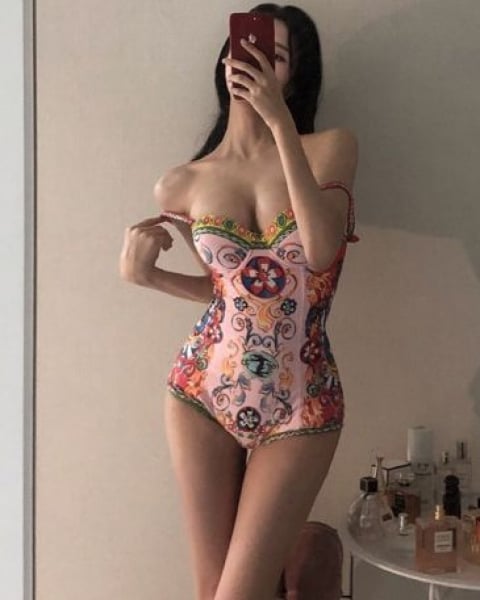 Anna - outcall available