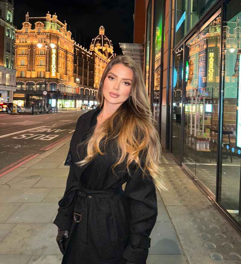 Carolyn - mature companion