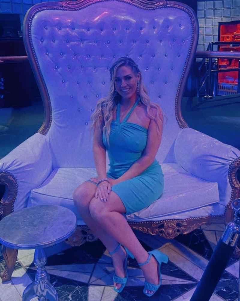 Nevaeh - curvy