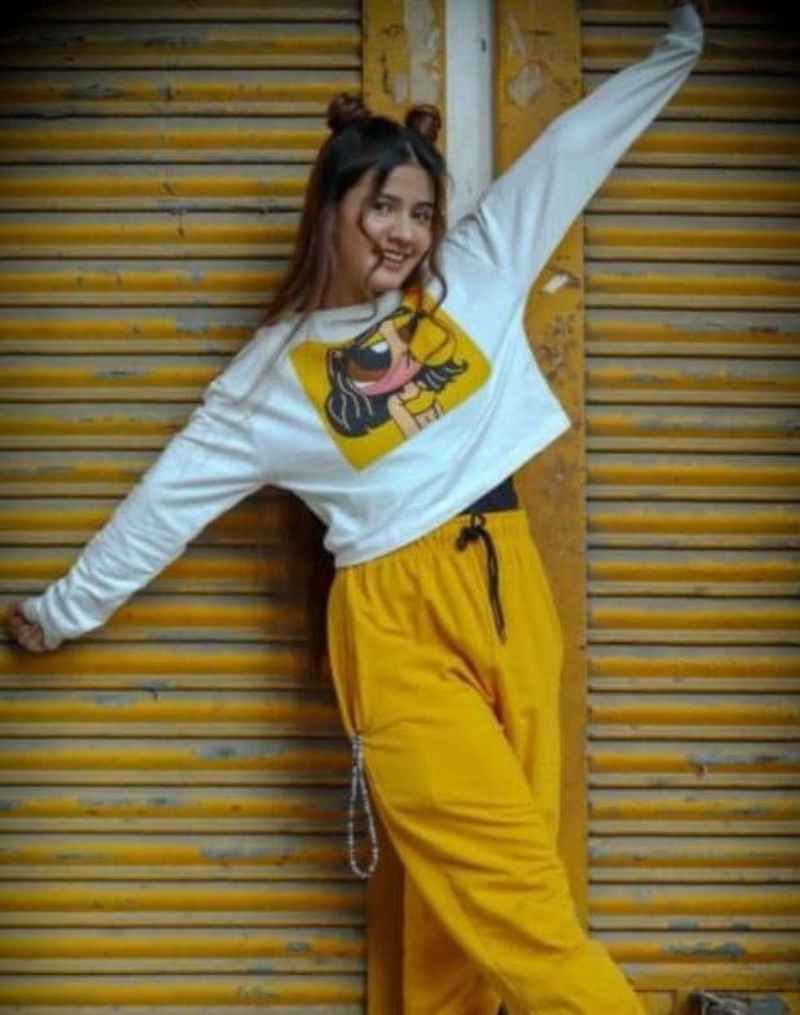 Nadine - local girl